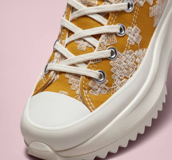 Zapatillas Altas Converse Run Star Hike Plataforma Tonal Embroidery Negras Amarillo | CV-052APD